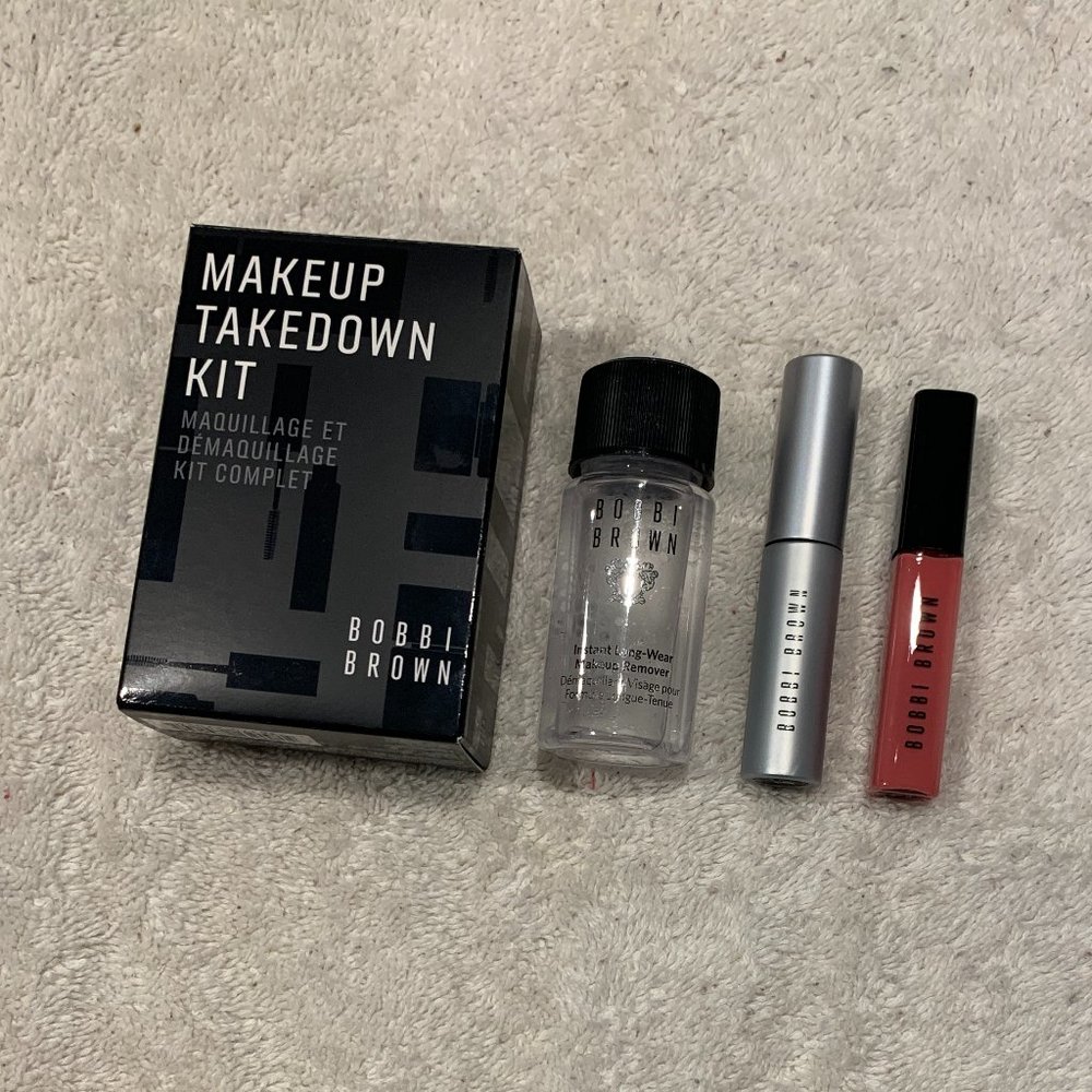 Bobbi Brown Makeup Travel Kit: Makeup Remover, Smokey Mascara, Oil-infused Gloss